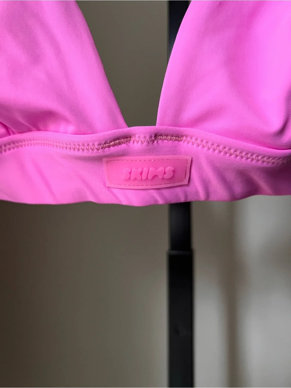 Skims plunge bikini top neon orchid Hot Pink V-Neck